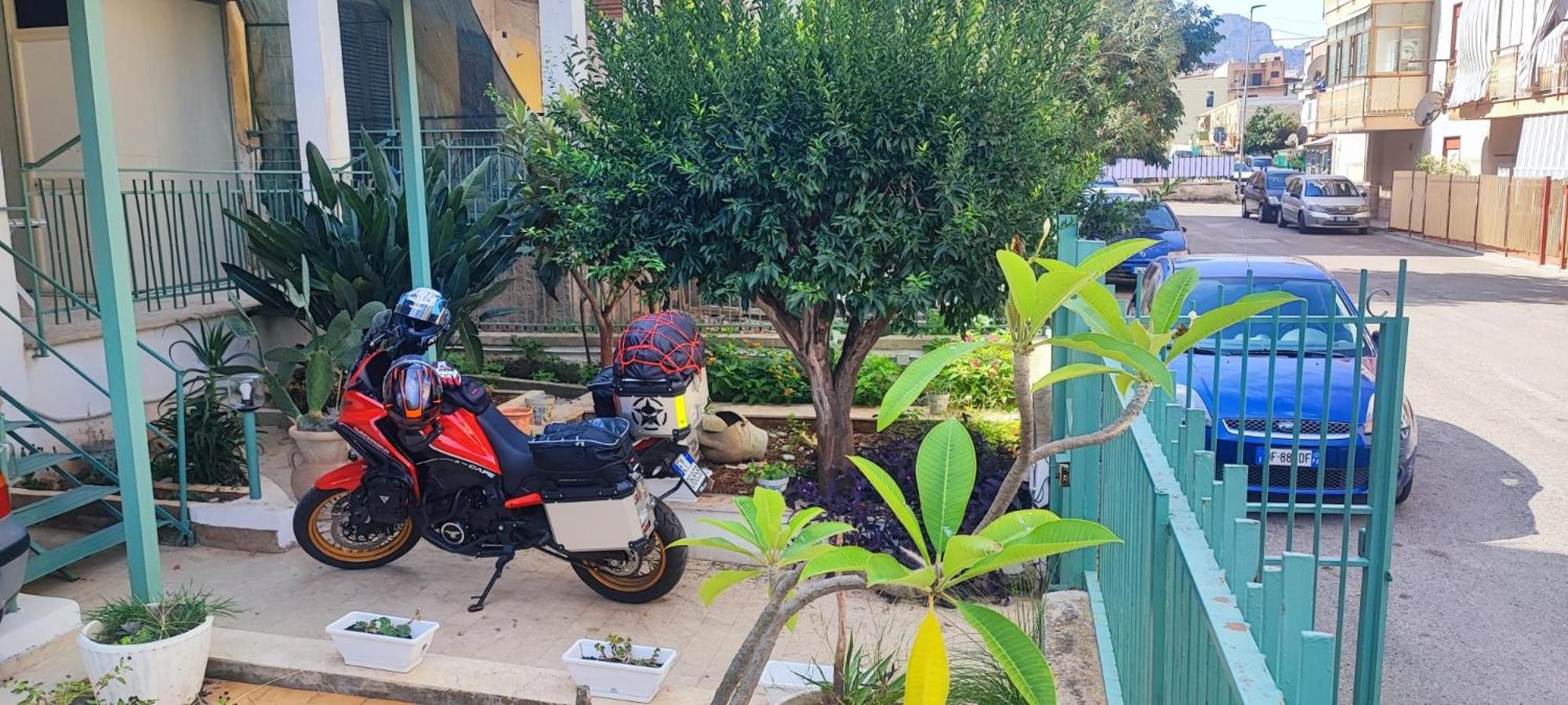 Casa Vacanze Ciccine Capaci Eksteriør bilde